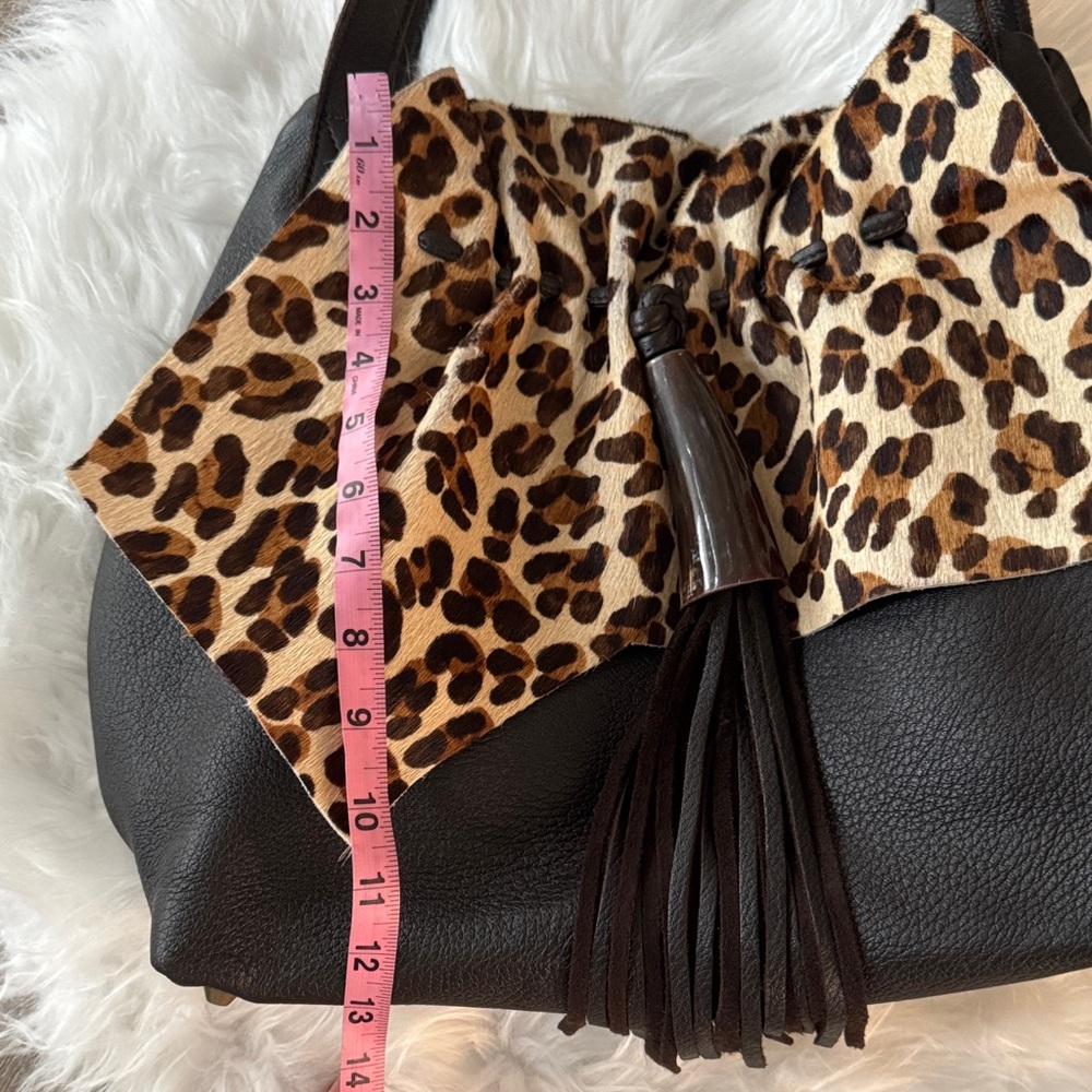 Viva Bags USA πΊπΈ Brown Leather Shoulder Bag with Leopard Flap & Horn/Tassel - Picture 11 of 16